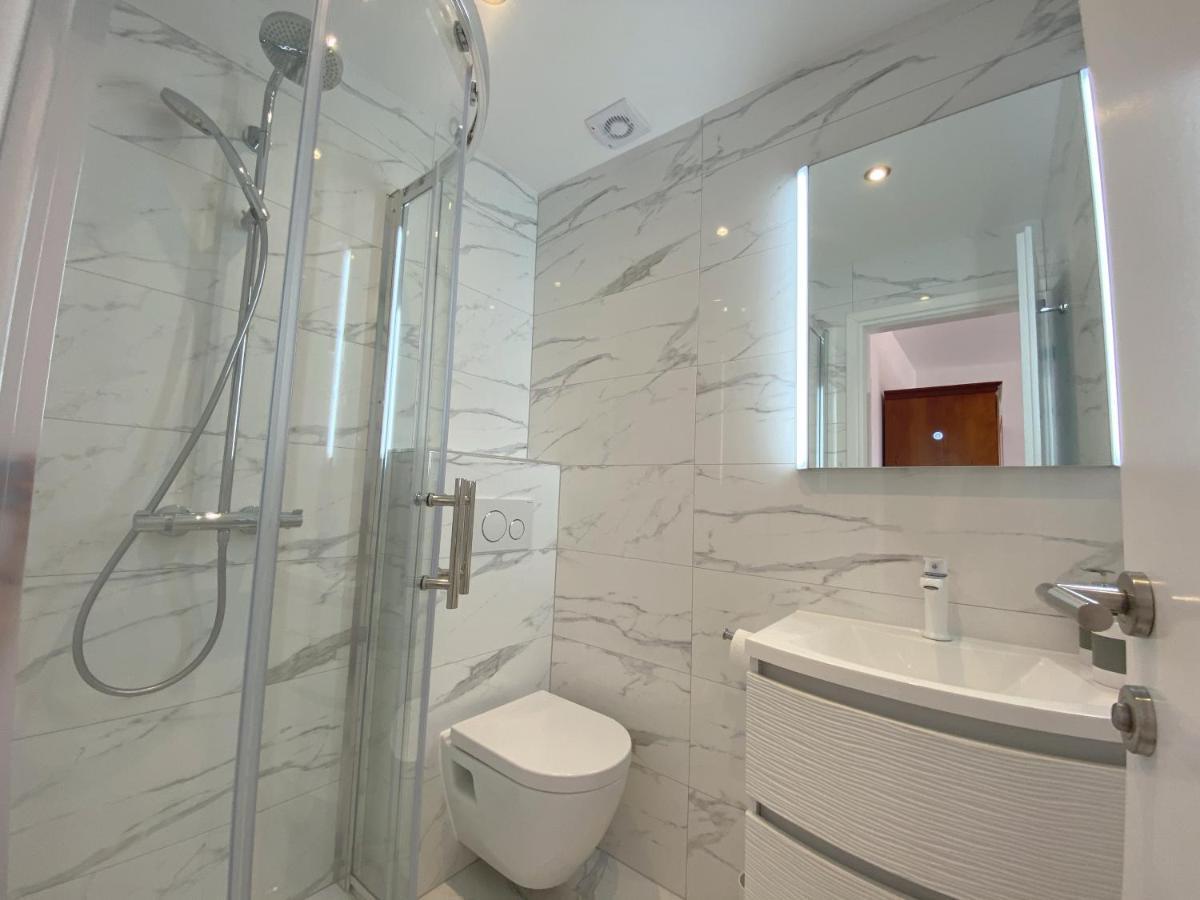 Guest House Meri โบล ภายนอก รูปภาพ
